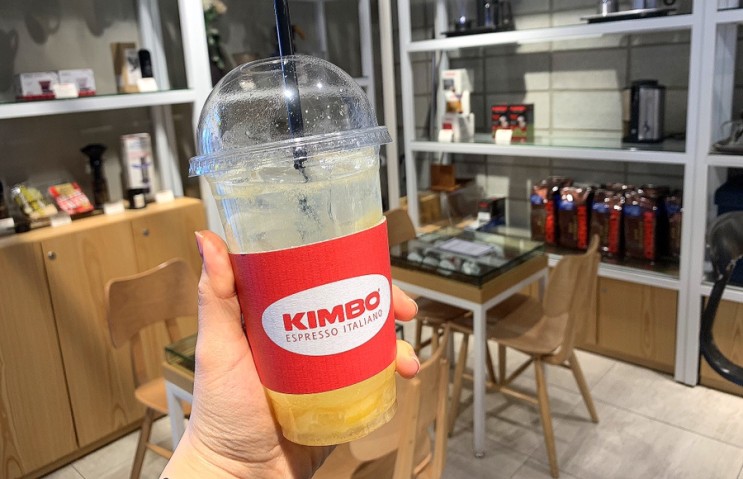 커피브레이크 킴보 카페  수원역 레몬에이드 맛집