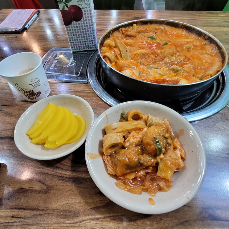  혜화역즉석떡볶이 치즈사리 듬뿍!