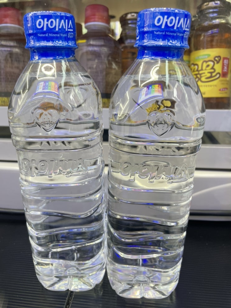  환경을 생각한 <아이시스 8.0 에코 생수> 500mL 무라벨''