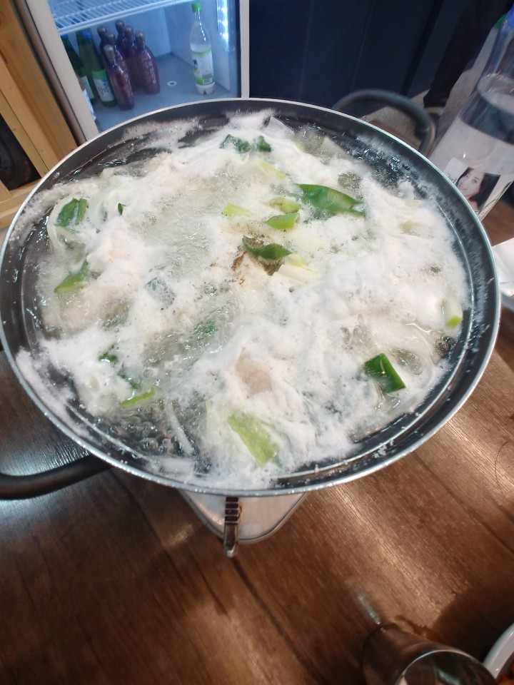 <주문진 맛집> 파도식당 - 시원한 생대구탕 일품 <주문진 맛집> 파도식당 - 시원한 생대구탕 일품