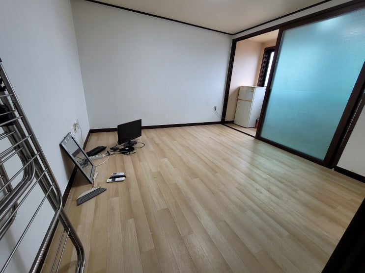  파주 탄현면 법흥리 원룸 월세 300/30만 풀옵션 주방 분리형 조망권 좋은 남향집, 통일동산 헤이리 원룸 임대