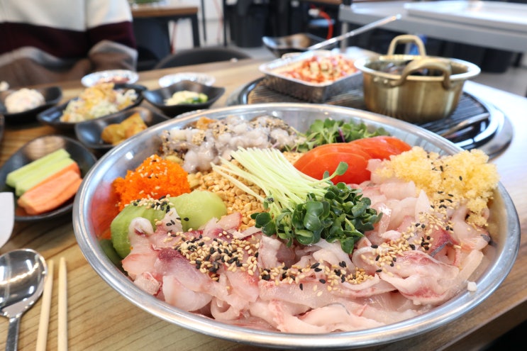  왕산해수욕장 맛집 꼬니네회조개 양 실화?