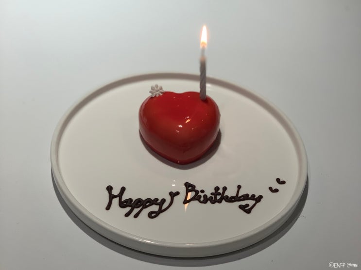 압구정로데오 맛집 :: 랩24 LAB XXIV_K-FRENCH를 맛볼 수 있는 에드워드 권 파인다이닝에서 생일파티 (feat. 윤스테이 부각)