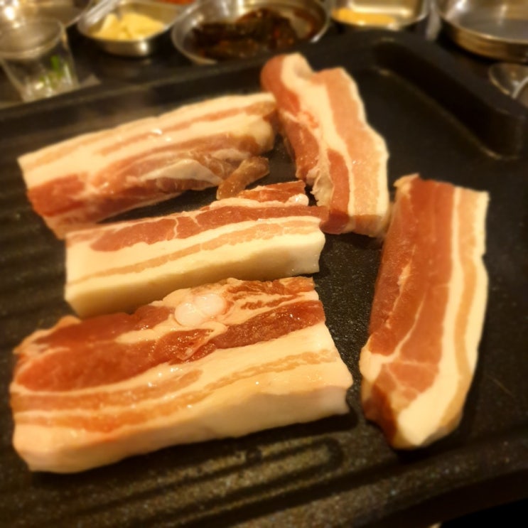  [청계산 맛집] 세계1위 친절한 사장님과 삼겹살이 최고인 '서초본가'