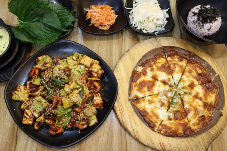  탱글했던 부원동 맛집, 김해 밥집은 쭈꾸미본색 아이스퀘어점