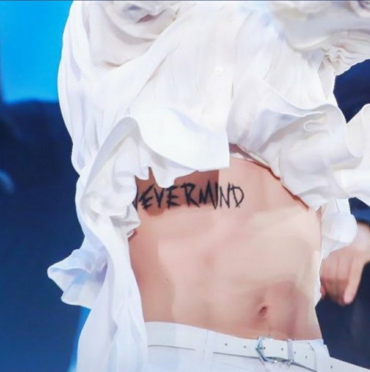  방탄 지민 타투