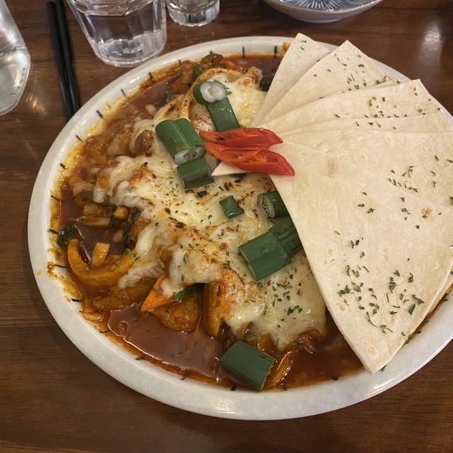  잔나비, 돈블랑, 아이성, 응급실떡볶이, 윤밀원, 초콜릿샌드위치비스킷, 망향비빔국수, 하루비, 예술, 먹보마라탕, 소소한식탁, 마라공방, 칭따오