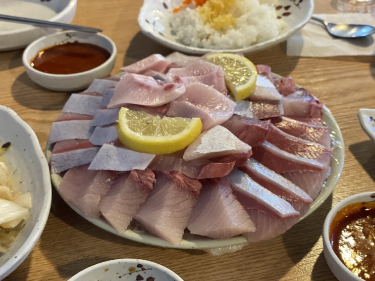  [연남동] 겨울, 대방어의 계절: 연남동 바다회사랑 2호점