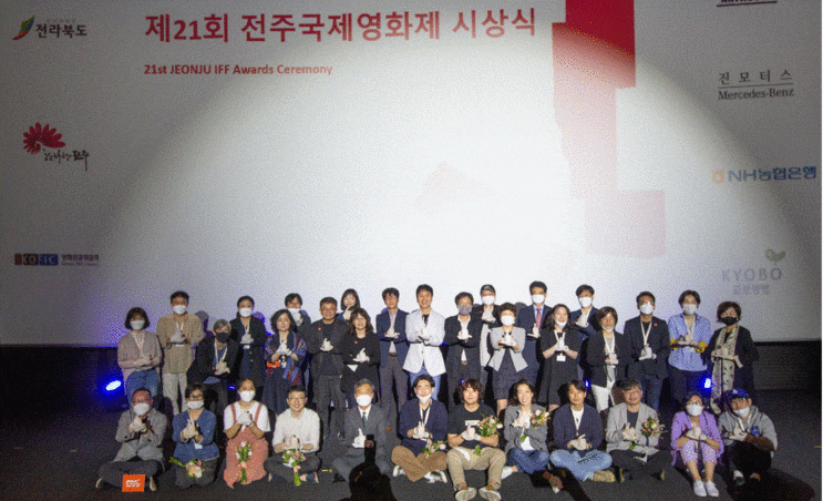  팬데믹 시대에도, 영화는 계속된다!