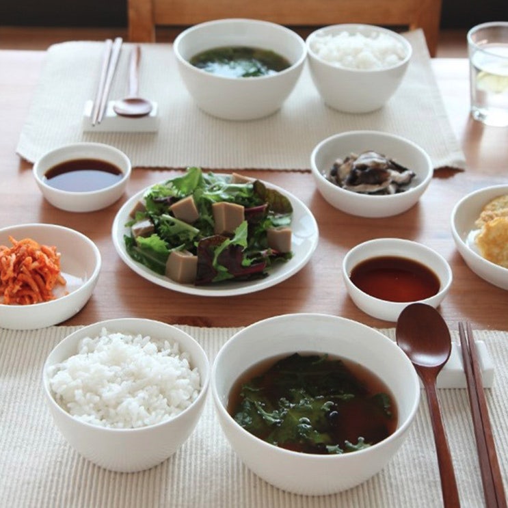 가성비 뛰어난 끌리메 크림화이트 2인 한식기세트 12p, 화이트, 공기 2p + 대접 2p + 원접시 1p + 찬기 5p + 수저받침 2p(로켓배송) 추천합니다 가성비 뛰어난 끌리메 크림화이트 2인 한식기세트 12p, 화이트, 공기 2p + 대접 2p + 원접시 1p + 찬기 5p + 수저받침 2p(로켓배송) 추천합니다