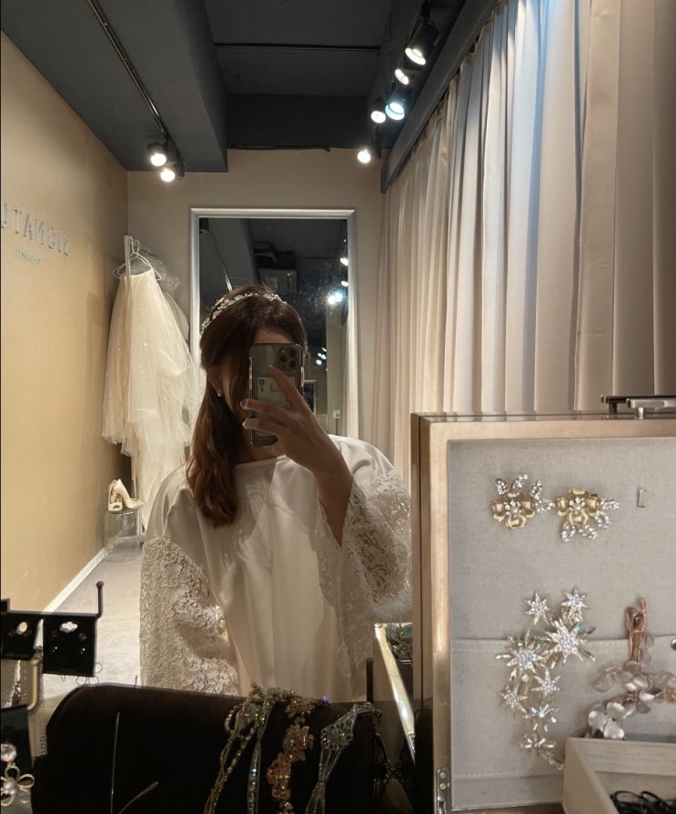 W5 드레스투어 : 켈리손윤희, 더화이트 엘리자베스, 시그니처 엘리자베스 W5 드레스투어 : 켈리손윤희, 더화이트 엘리자베스, 시그니처 엘리자베스
