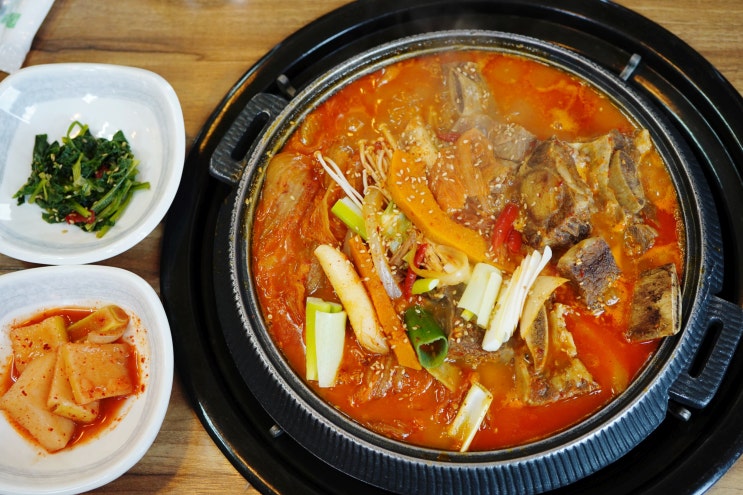  역곡 삼겹살 갈비찜 삼계탕 모두 있다! 옥길장터식당
