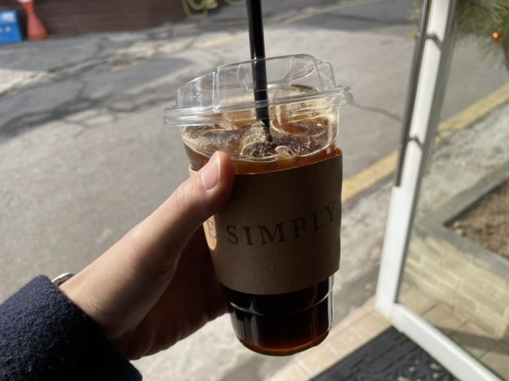 [서울/광화문 카페] 심플리 커피 - 유럽 감성 풍기는 분위기 맛집 Simply coffee