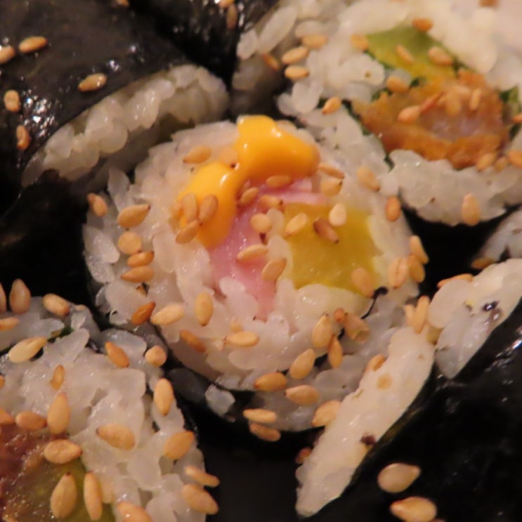  감탄떡볶이 꼬마김밥 3종, 치즈 핫도그