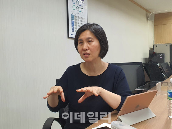 "자영업 위기 해법은 손실보상법 아닌 전국민고용보험"