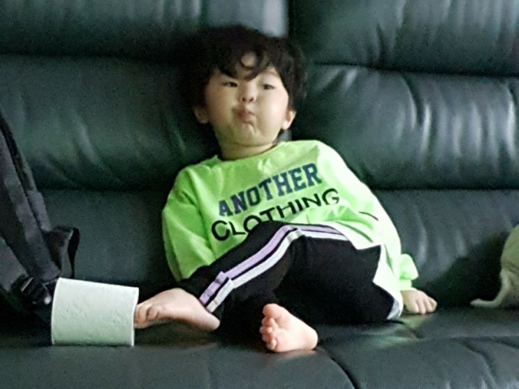  아침 등원 준비 핵전쟁이 따로 엄써요