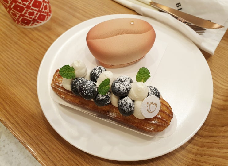  강남카페 BLOSSOM 강남역점 디저트 예쁜 분위기 맛집