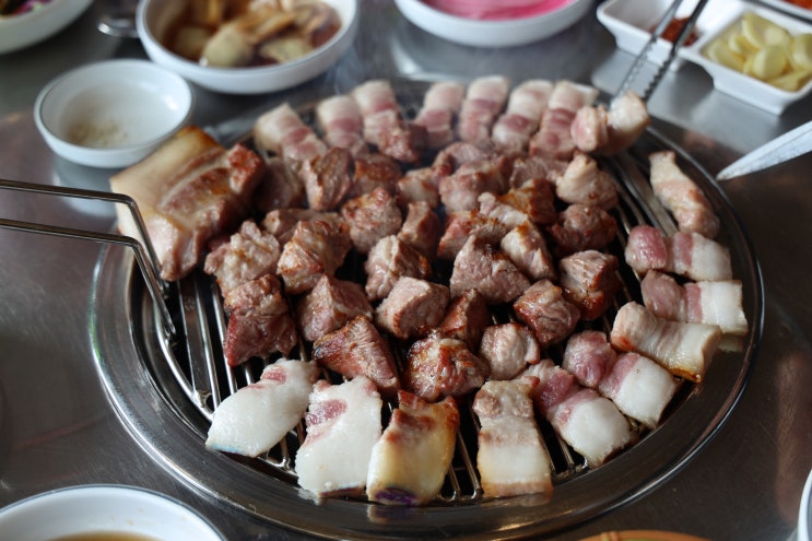  제주중문가볼만한곳, "돈이랑" 흑돼지맛집
