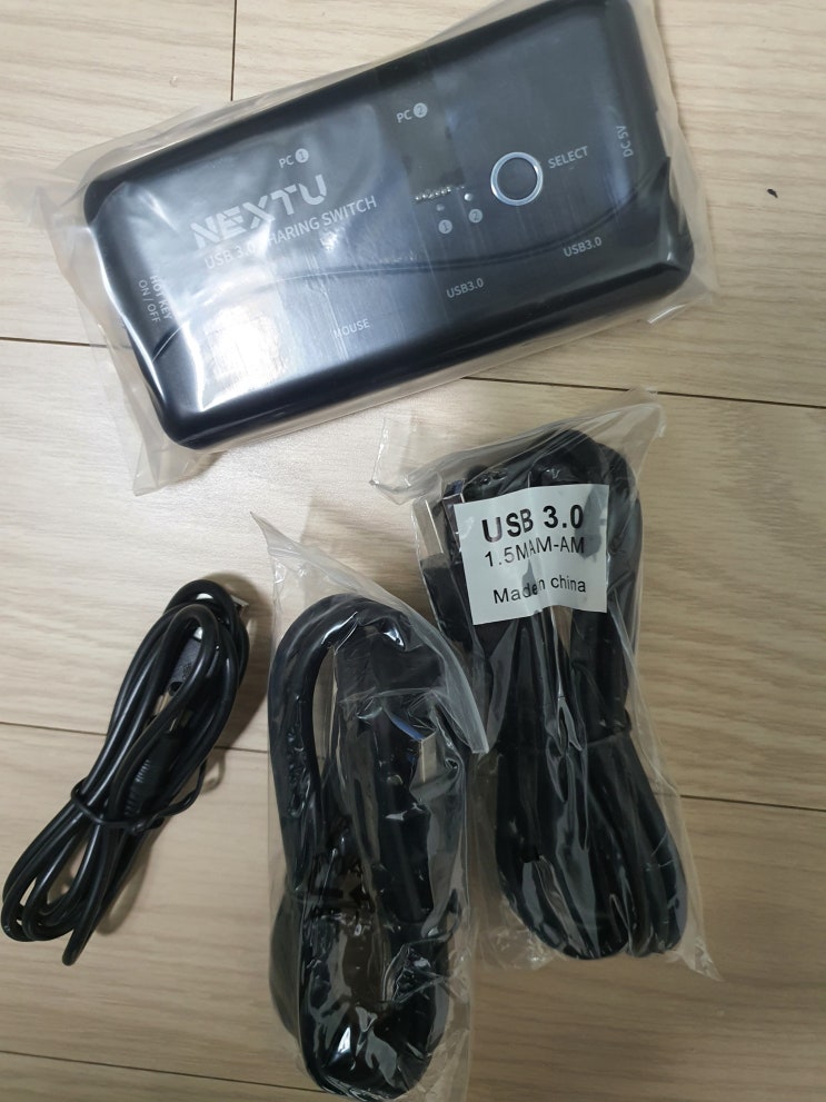  PS4 키마충되기 001 - USB 4:2 선택기
