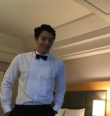 김래원 인스타 사진 생일 나이 키 몸무게 직업 학력 데뷔 종교 소속사 출연 영화