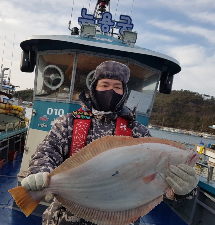 (낚시하는관장님)1월 24일 신진항 뉴용궁호 우럭침선 낚시