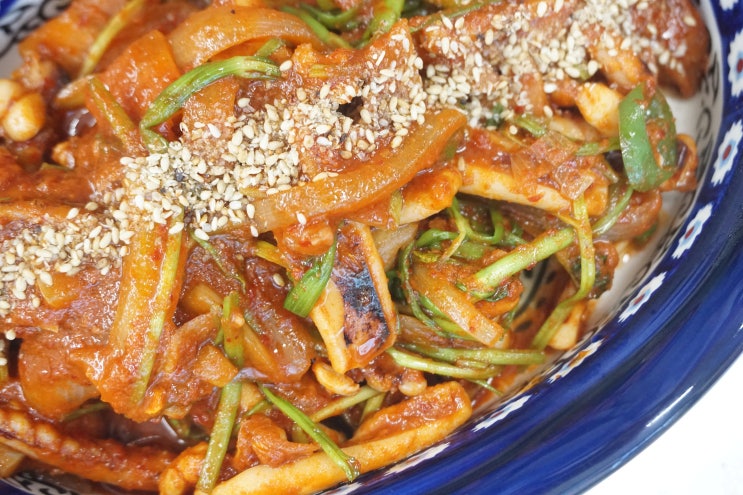 집반찬 옥희네수산 간편한 미나리 오징어볶음 맛있게 매운맛~