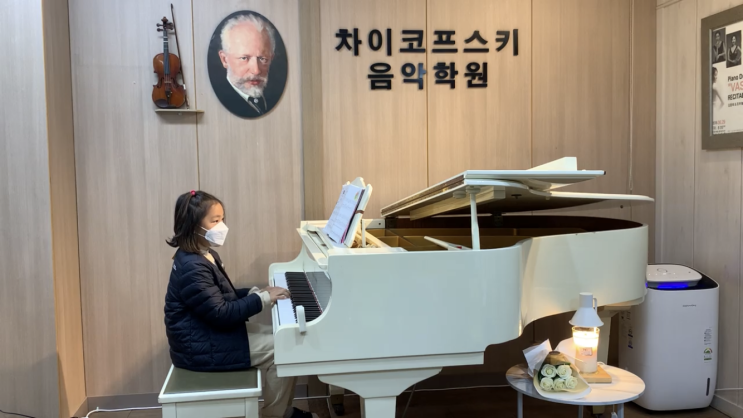차이코프스키 음악학원 월말콘서트 / 둥이1호