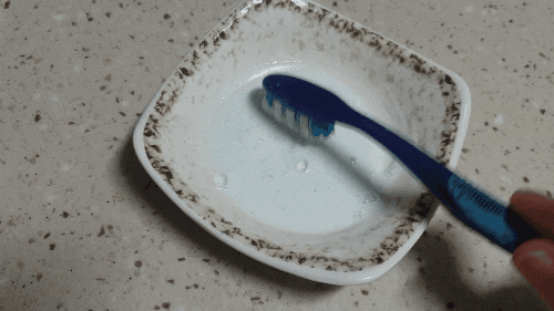  [하얀운동화세탁] 물 없이 운동화 고무 세탁하기