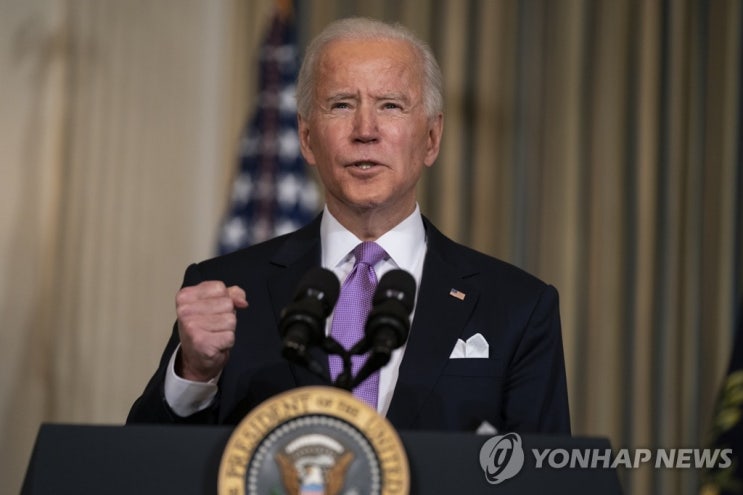 미일 정상 첫 통화…백악관 "한반도 완전한 비핵화 필요성 확인"(종합) 미일 정상 첫 통화…백악관 "한반도 완전한 비핵화 필요성 확인"(종합)