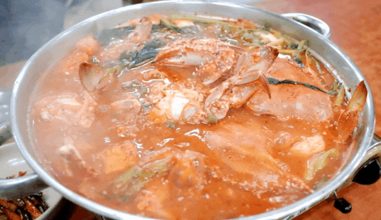  인천 송도 꽃게거리 맛집 잊지못해꽃게탕