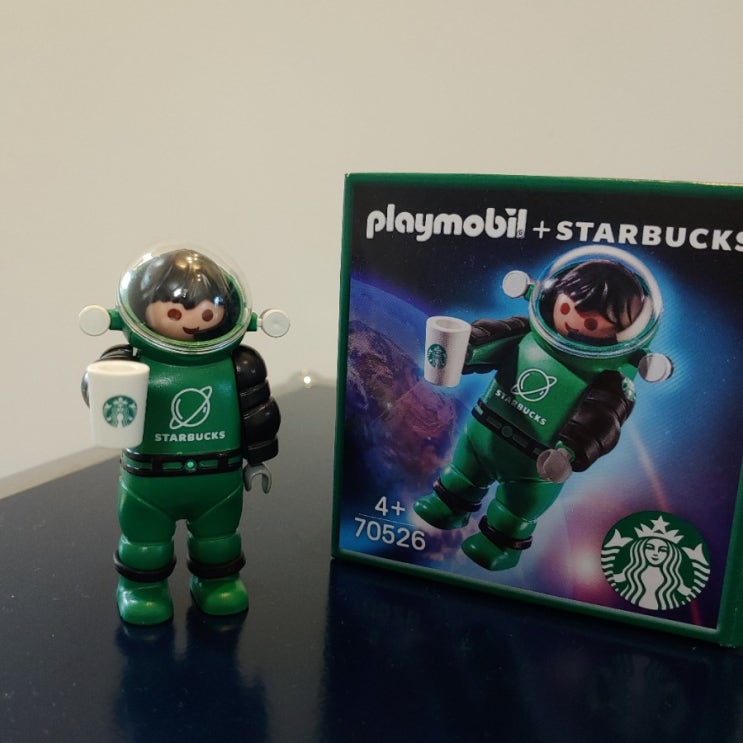  스타벅스 X 플레이모빌 ; 4주차 우주인 레오 (starbucks X playmobil LEO )