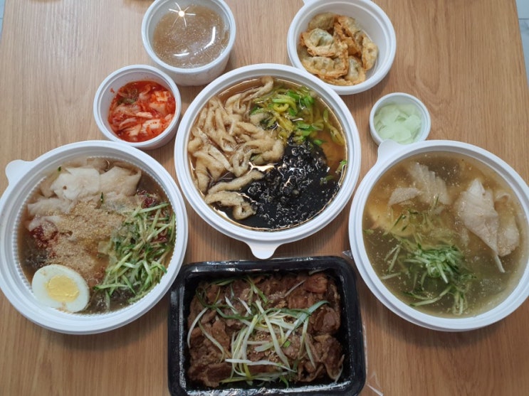  한 겨울 야심한 밤에 먹는 냉면 연탄불고기 그리고 잔치국수