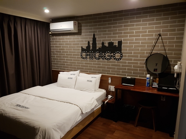  깔끔한 진주 숙소 시카고호텔!