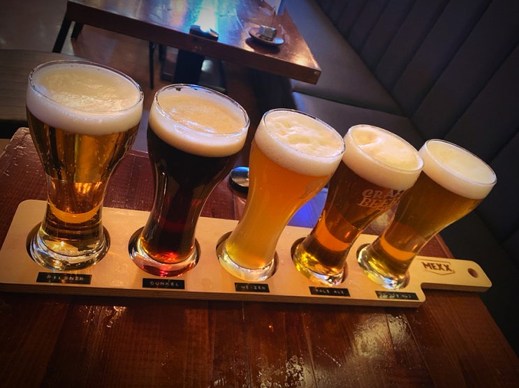 마곡나루 술집 맥쓰세계맥주 골빔면파무침과 맥주 샘플러 추천 나초는 덤 마곡나루 술집 맥쓰세계맥주 골빔면파무침과 맥주 샘플러 추천 나초는 덤