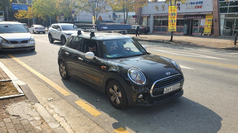 광주 수입차 BMW 미니쿠퍼 툴레 가로바 휴고 루프 바스켓 차량용 짐받이 캐리어로 드레스업 ....