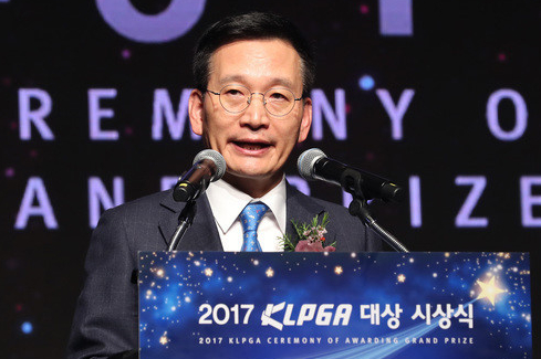 <b>김상열</b>, 호반건설 <b>회장</b> 사내이사직에 <b>KLPGA 회장</b> 까지 사임