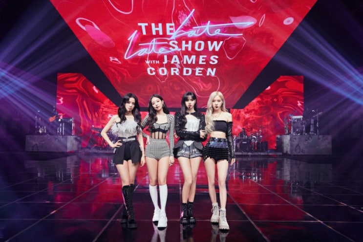 블랙핑크 (지수 제니 로제 리사)미국 토크쇼서 온라인콘서트 맛보기 퍼포먼스 K팝 걸그룹 최초…라이브밴드와 프리티 새비지 무대 블랙핑크 (지수 제니 로제 리사)미국 토크쇼서 온라인콘서트 맛보기 퍼포먼스 K팝 걸그룹 최초…라이브밴드와 프리티 새비지 무대