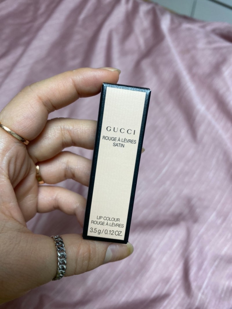 구찌 립스틱 / 505 제넷 러스트 / 루즈 아 레브르 사틴 립스틱 / 말린장미 색상♥