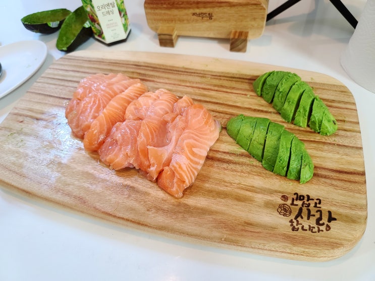 캄포원목도마 나무드림 예쁜각인도 새기는 호주산 캠핑용나무도마 캄포원목도마 나무드림 예쁜각인도 새기는 호주산 캠핑용나무도마