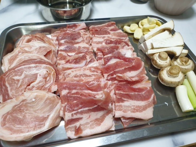  집에서 옛날삼겹살 파티(듀록 냉동 오겹살)
