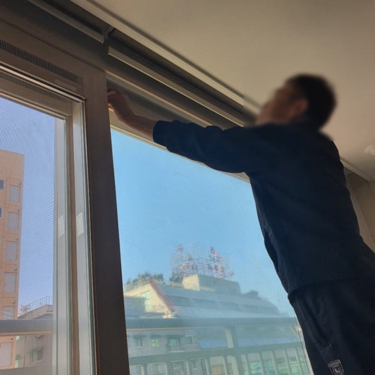  밖이안보이는 뽁뽁이 대신 단열필름으로 냉기차단