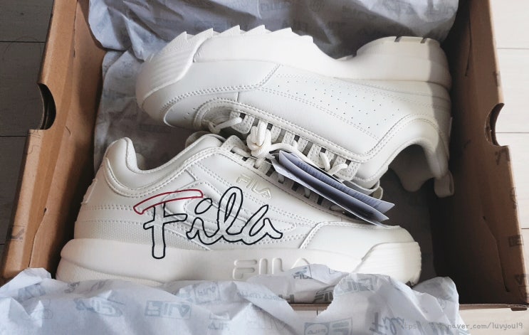  FILA 휠라 디스럽터2 스크립트 운동화