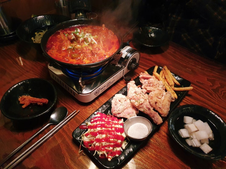 구디역 닭발맛집 - 깔깔거리 신들린술집