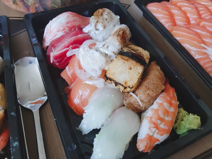  성동구 행당동 맛집 스시긴 배달의민족 연어초밥 & 모둠회덮밥 후기