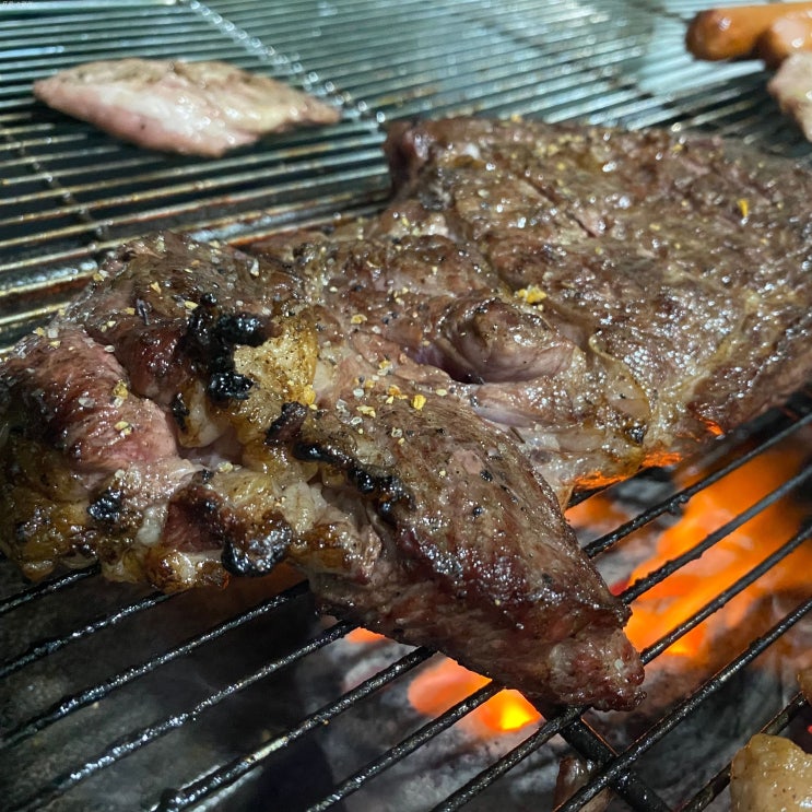  01월 HOT5 바다베개 국내산 1등급 냉장 립아이600g 토마호크 스테이크 꽃등심 새우살! 할인받아보자