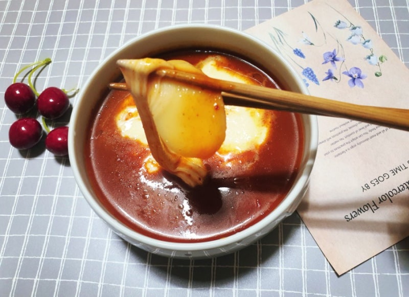 집에서 만들기 쉬운 신전떡볶이 레시피(카레, 후추, 고춧가루, 모짜렐라치즈)