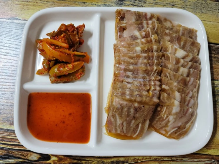  믿고 먹는 피코크 - 쫀깃한 편육(간편한 술안주)