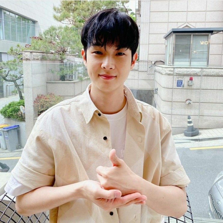 윤스테이 최우식 나이 프로필 '기생충' 파워.."당신이?"..외국손님들 깜놀 [종합]
