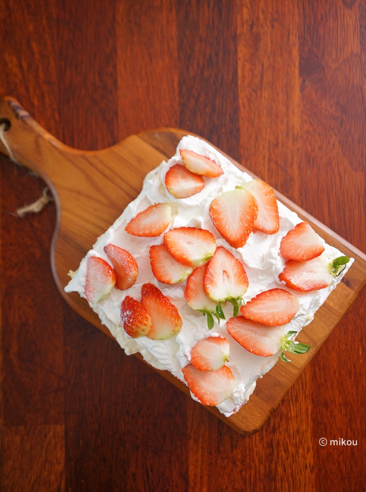 커스터드크림 딸기 생크림 케이크 만들기