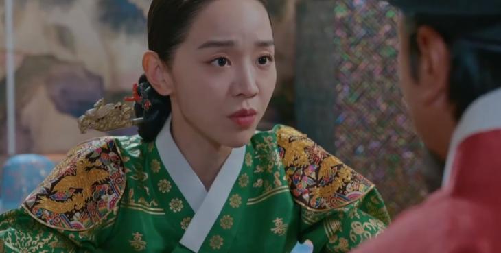  '철인왕후' 신혜선 표 복수 시작....조대비 "어미 없이 자라 그러냐" vs 신혜선 "자식 없이 살아 그런가보다" (2)